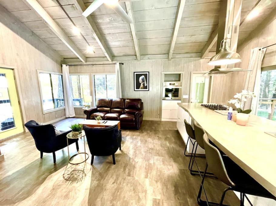 Modern House W. Fast Internet In 1 Acre Land Villa Occidental Eksteriør billede